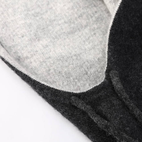 Taina details 3