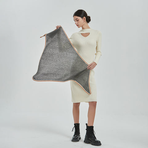 Bae Triangle Cashmere Scarf
