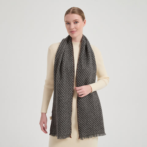 Dori Cashmere Scarf - Black