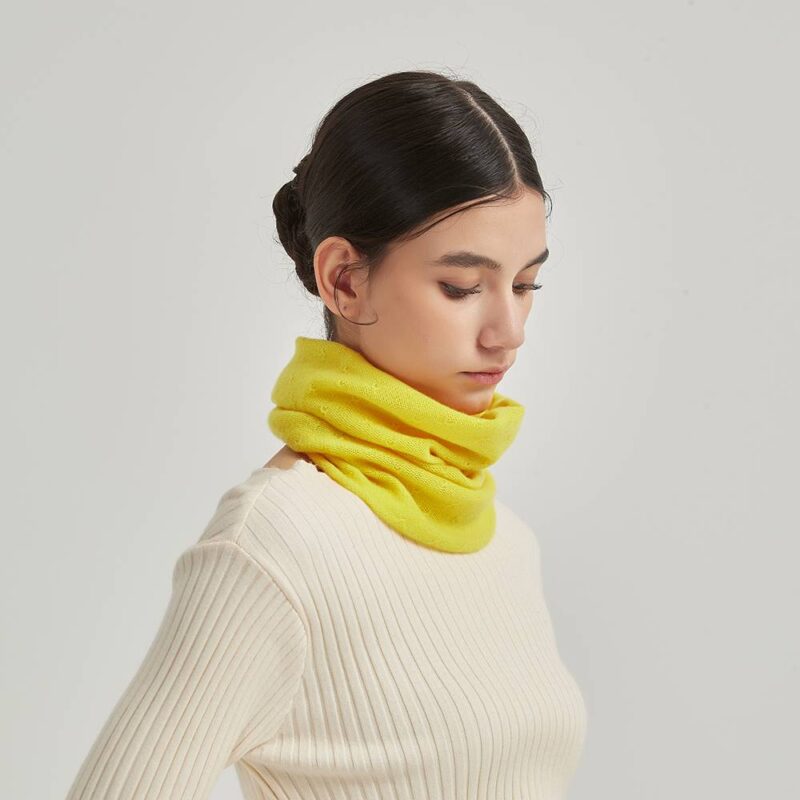 Scaldacollo Nira in puro cashmere - immagine 2
