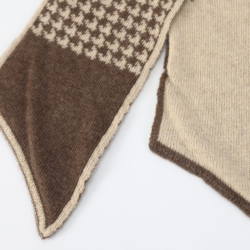 Hom Keyhole Cashmere Scarf - Image 5