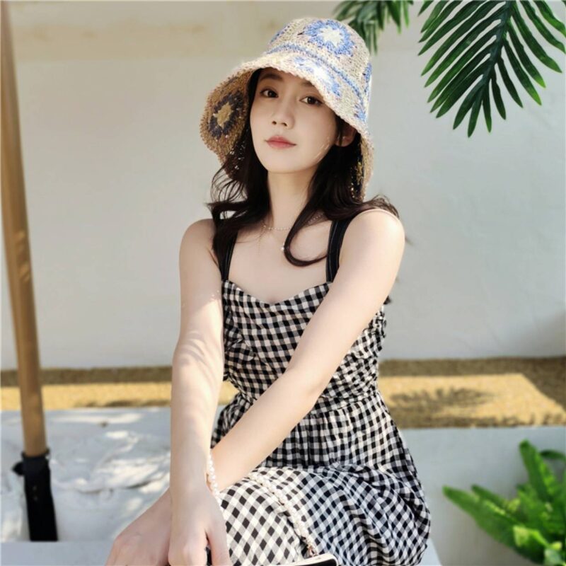 Bae Floral Straw Crochet Cloche Hat – Image 4