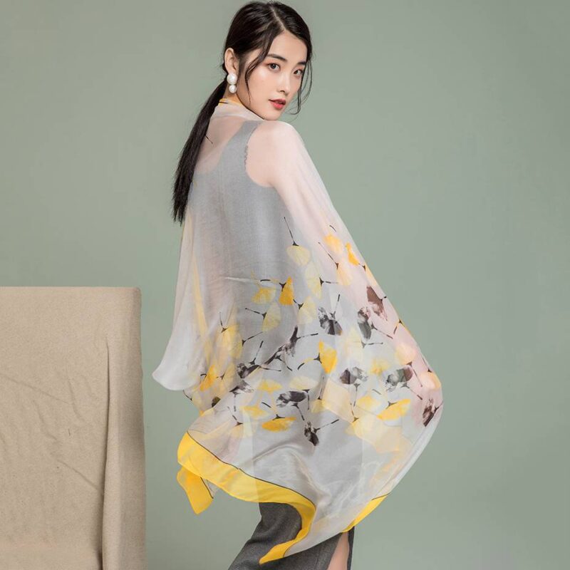 Aara Ultra Light Floral Large Silk Scarf Wrap - immagine 5