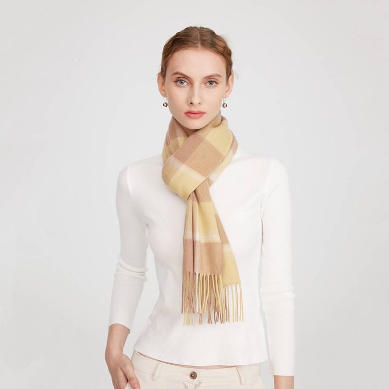 Sciarpa con nappe a quadri in puro cashmere di Mirel - Giallo chiaro - immagine 4