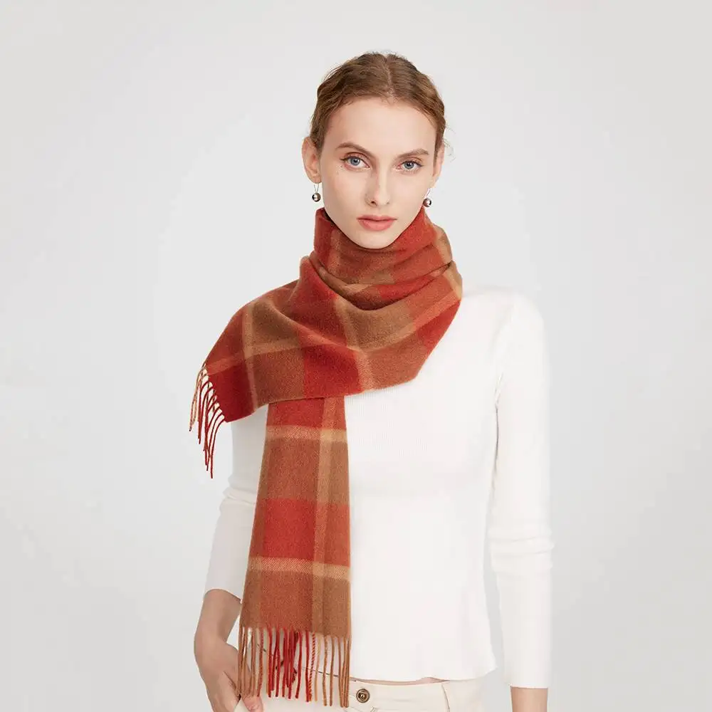 Sciarpa con nappe a quadri in puro cashmere di Mirel - Rosso peperoncino
