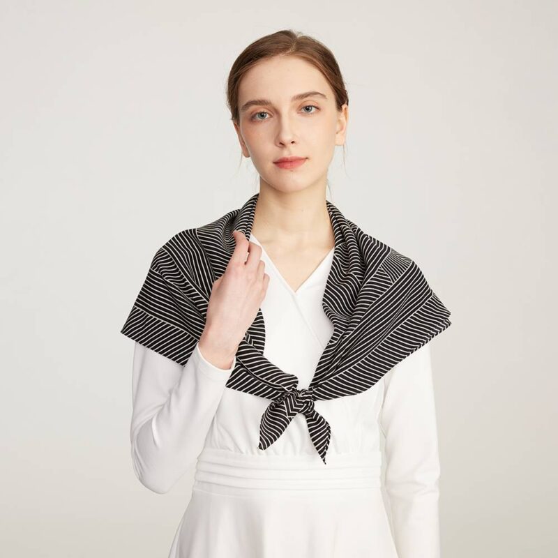 Rin Monogram Square Silk Scarf - immagine 5