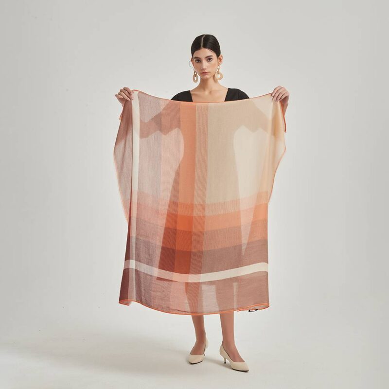 Écharpe en cachemire Adan Square Featherlight Cashmere Wrap – Image 2