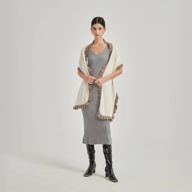 Tani Cashmere Scarf - Image 2