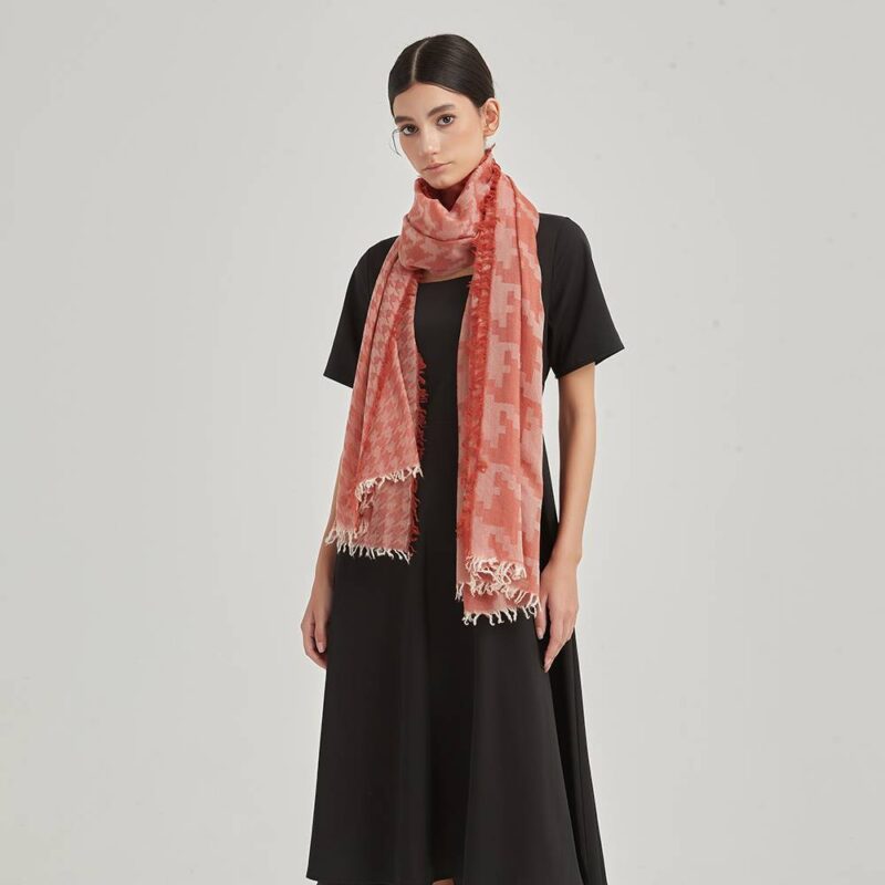 Écharpe en cachemire Lek Featherlight – Image 3