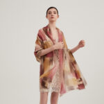 Sciarpa Kaela in cashmere leggero come una piuma