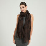 Sciarpa Elia in lana d'agnello Featherlight - Marrone scuro