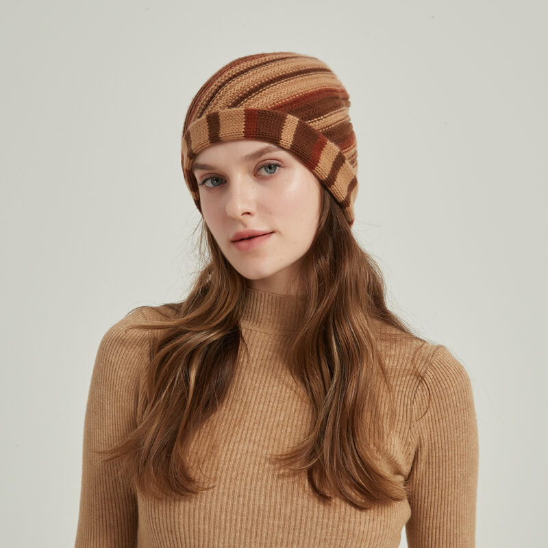 Ena Cashmere Beanie - Image 2