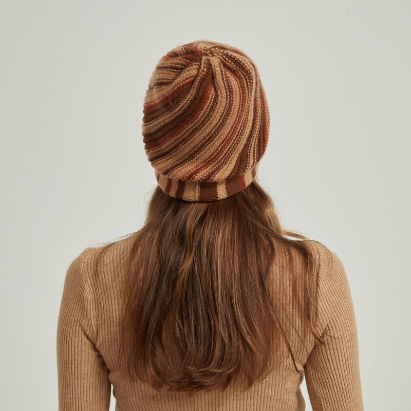 Ena Cashmere Beanie - Image 3
