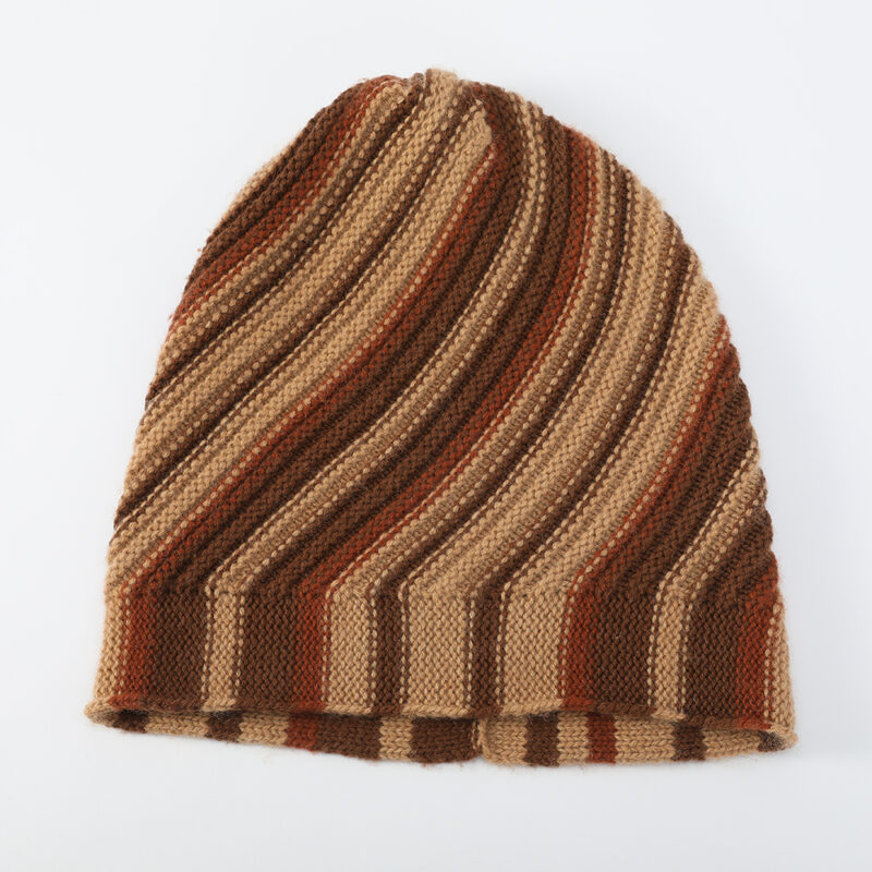 Ena Cashmere Beanie - Image 4