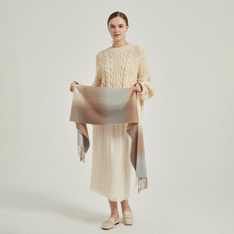 Écharpe en cachemire à carreaux Jona – Image 2