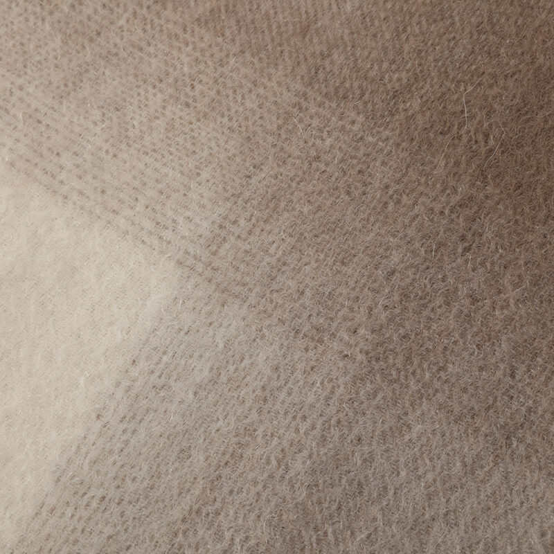 Écharpe en cachemire à carreaux Jona – Image 5