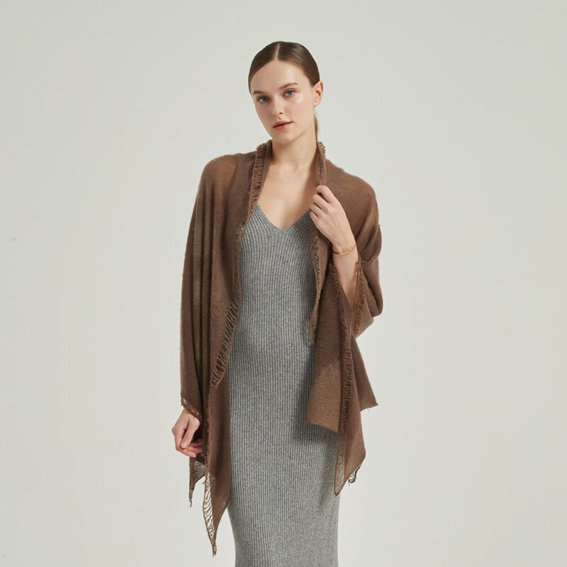 Sciarpa avvolgente in cashmere Eileen Cloudlight - Marrone scuro - immagine 3