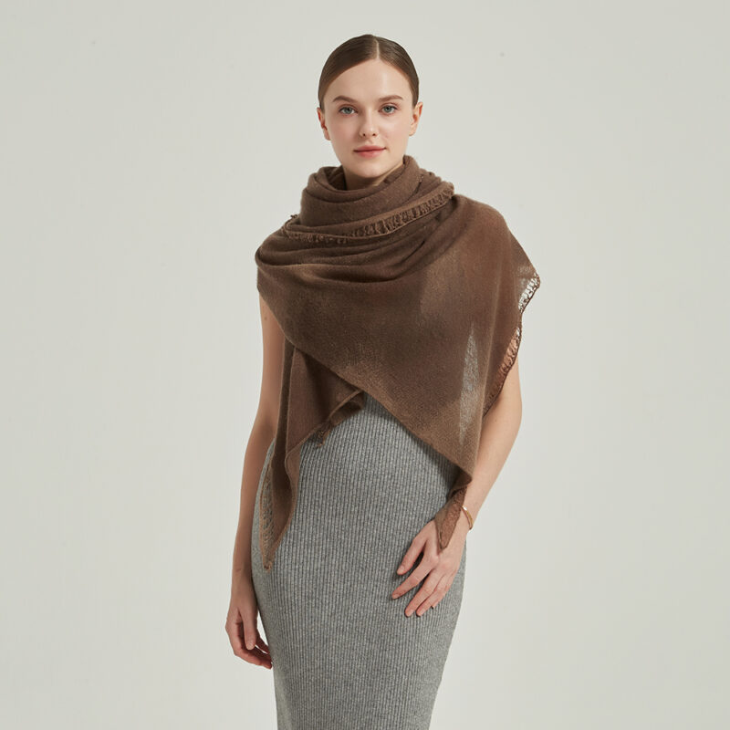 Sciarpa avvolgente in cashmere Eileen Cloudlight - Marrone scuro - immagine 4