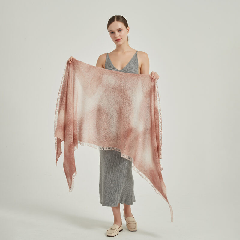 Eileen Cloudlight écharpe en cachemire - rouge clair – Image 2