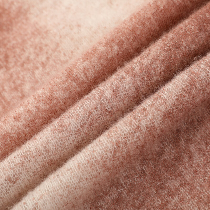 Eileen Cloudlight écharpe en cachemire - rouge clair – Image 5