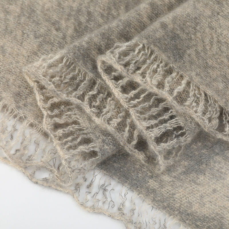 Eileen Écharpe en cachemire Cloudlight - Taupe – Image 6