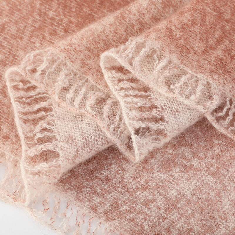 Eileen Cloudlight écharpe en cachemire - rouge clair – Image 7