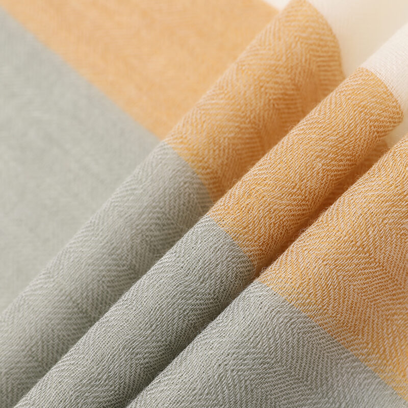 Echarpe en cachemire Evie Featherlight - Vert – Image 5