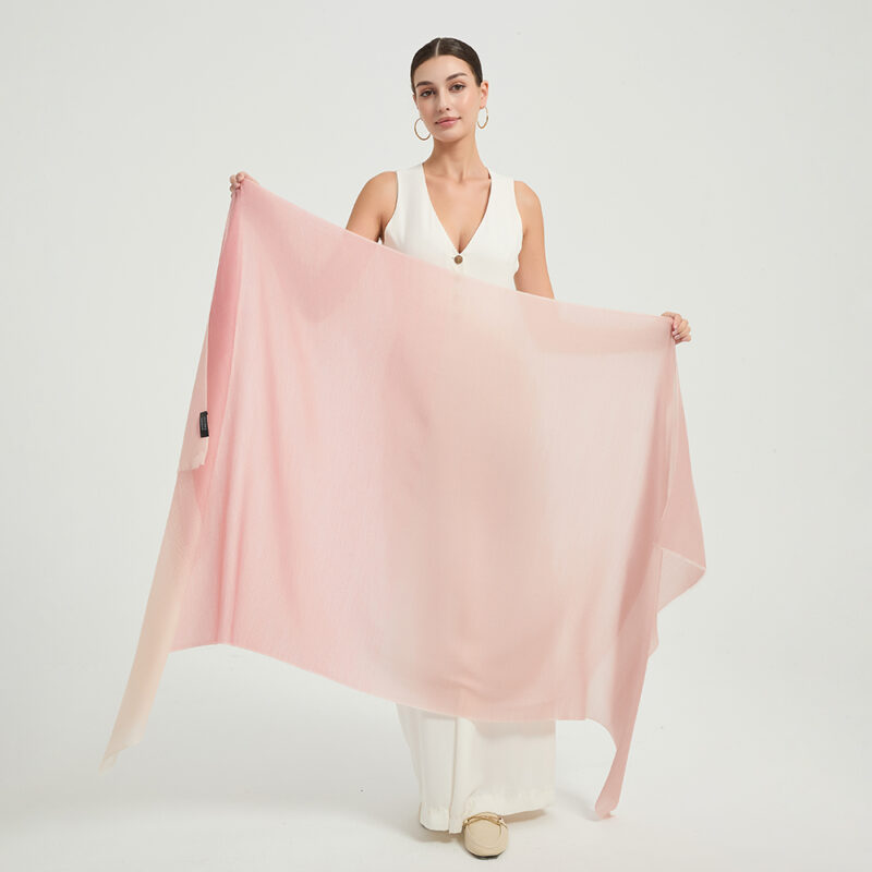 Sciarpa Livia in lana d'agnello Featherlight - Corallo - immagine 2