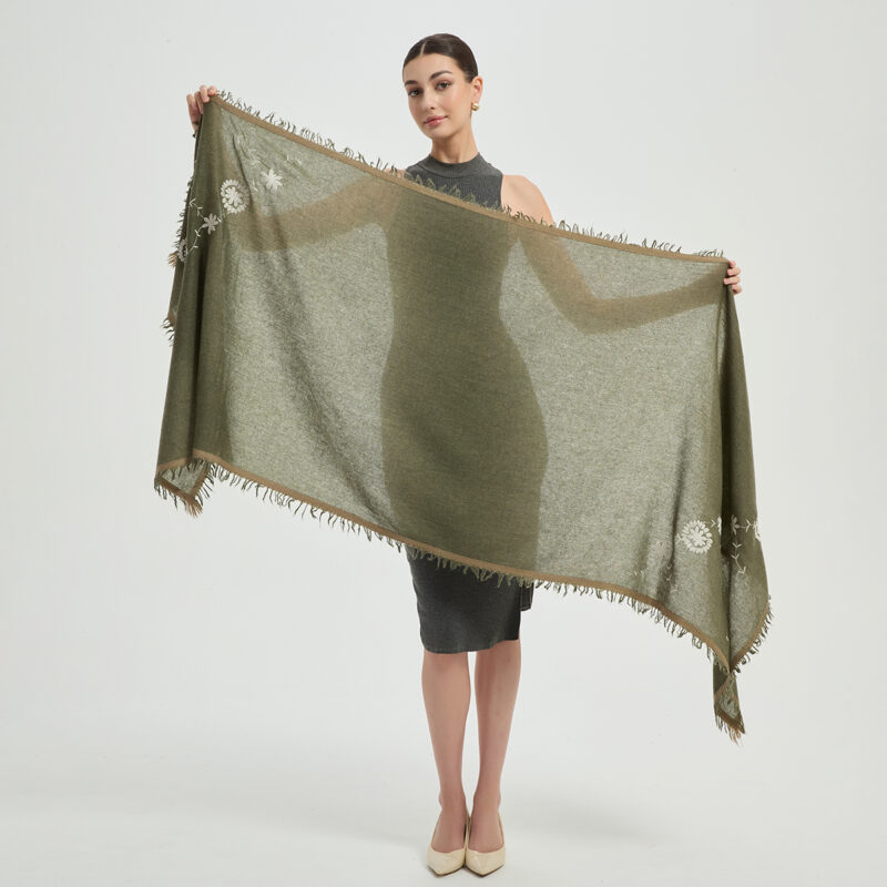 Dahlia Cashmere Wrap - Image 2