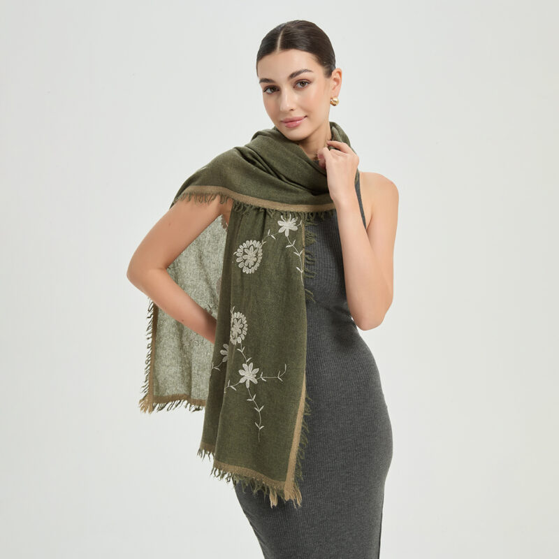 Dahlia Cashmere Wrap - Image 4