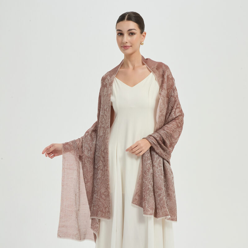 Sciarpa Kaeli in cashmere leggera come una piuma - Rosa del deserto - immagine 4