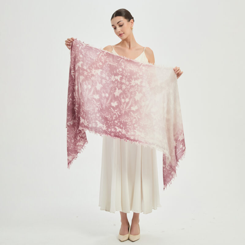 Lorea Cloudlight Cashmere Scarf Wrap - Pale Red - Image 2