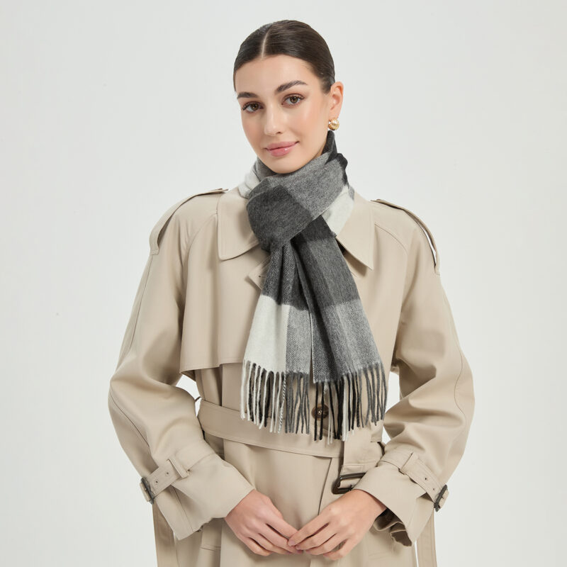 Reya Check Cashmere Scarf - Image 3