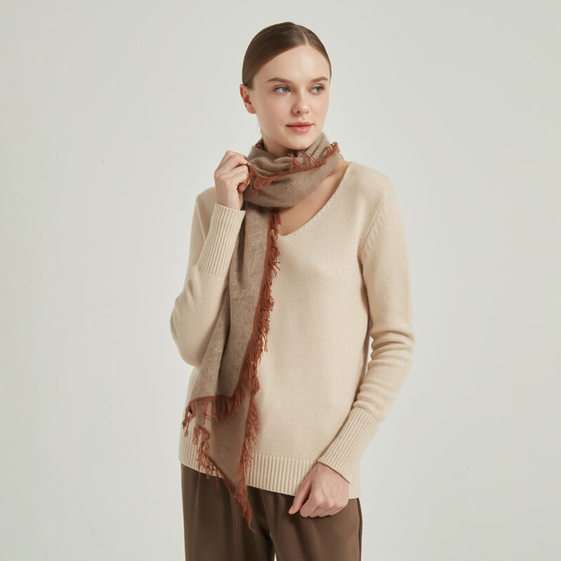Hena Cloudlight Cashmere Scarf - Khaki - Image 4