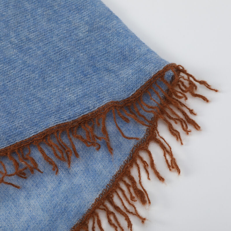 Hena Cloudlight Cashmere Scarf - Blue - Image 7