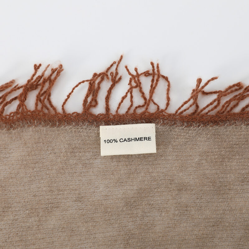 Hena Cloudlight Cashmere Scarf - Khaki - Image 7