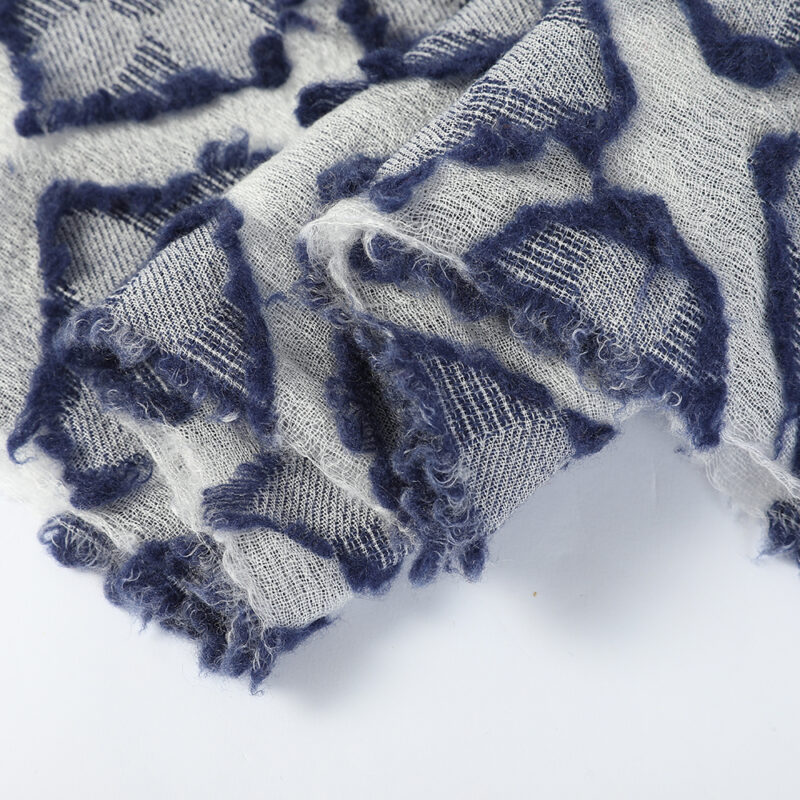 Sciarpa in cashmere Belle Featherlight - immagine 6
