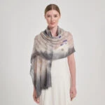 Sciarpa avvolgente in cashmere Aalia Featherlight - Grigio