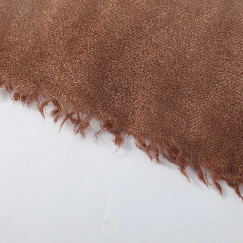 Sciarpa avvolgente in cashmere Aalia Featherlight - Marrone - immagine 7