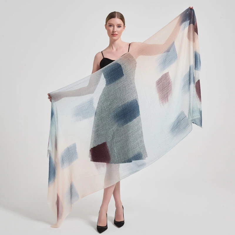 Sciarpa avvolgente in cashmere Miah Featherlight - immagine 2