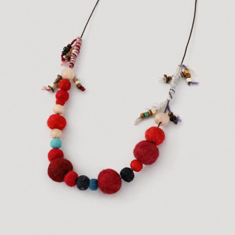 Elara Cashmere Wool Necklace - Red - Image 4