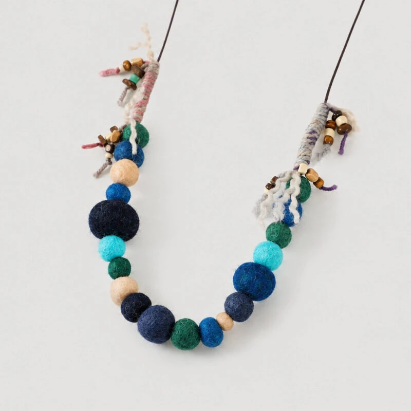 Elara Cashmere Wool Necklace - Green - Image 4